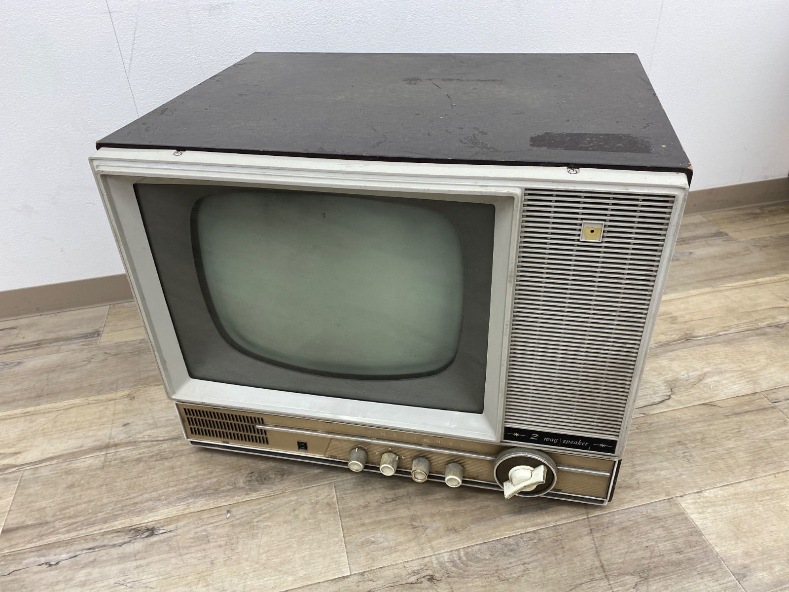 3 F ≪ 品≫ ナショナル ブラウン管テレビ
