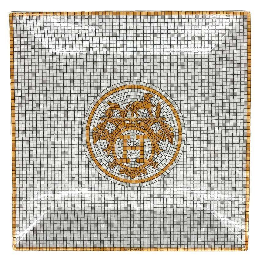 HERMES モザイクヴァンキャトル スクエアプレート 角皿 aq12303 HERMES モザイクヴァンキャトル スクエアプレート 角皿 aq12303 極美品