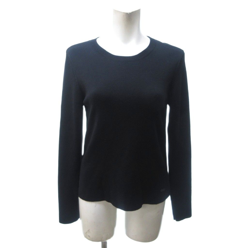 近年☆美品☆FOXEY/フォクシーニットトップ 40 ロゴプレート付