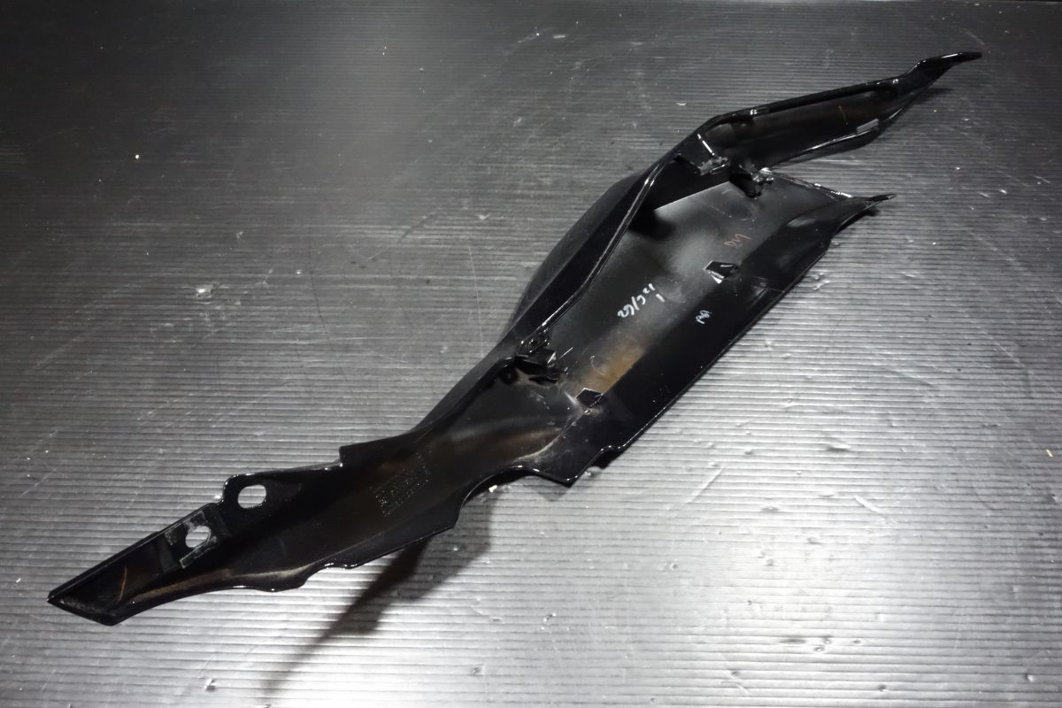 シートカウル テールカウル リアカウル 右 カワサキ 純正 ZX-25R SE