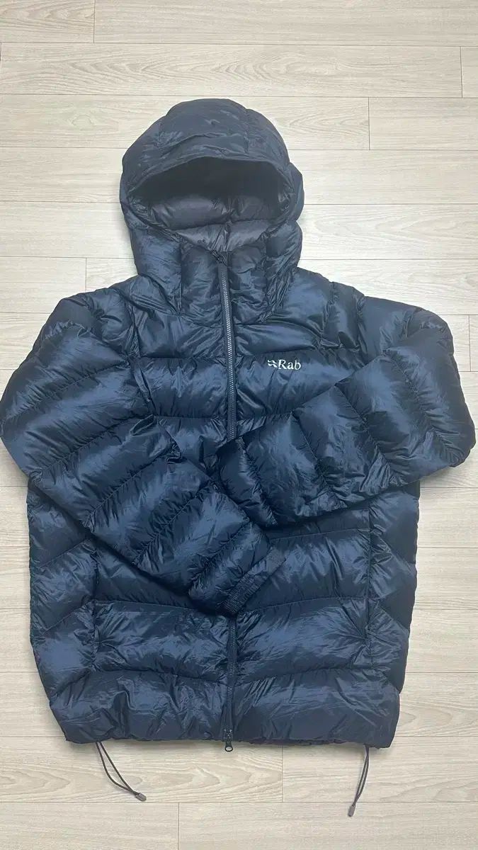 ラブ ニュートリノプロ ダウン Rab バックパッキング キャンピング 登山 軽量