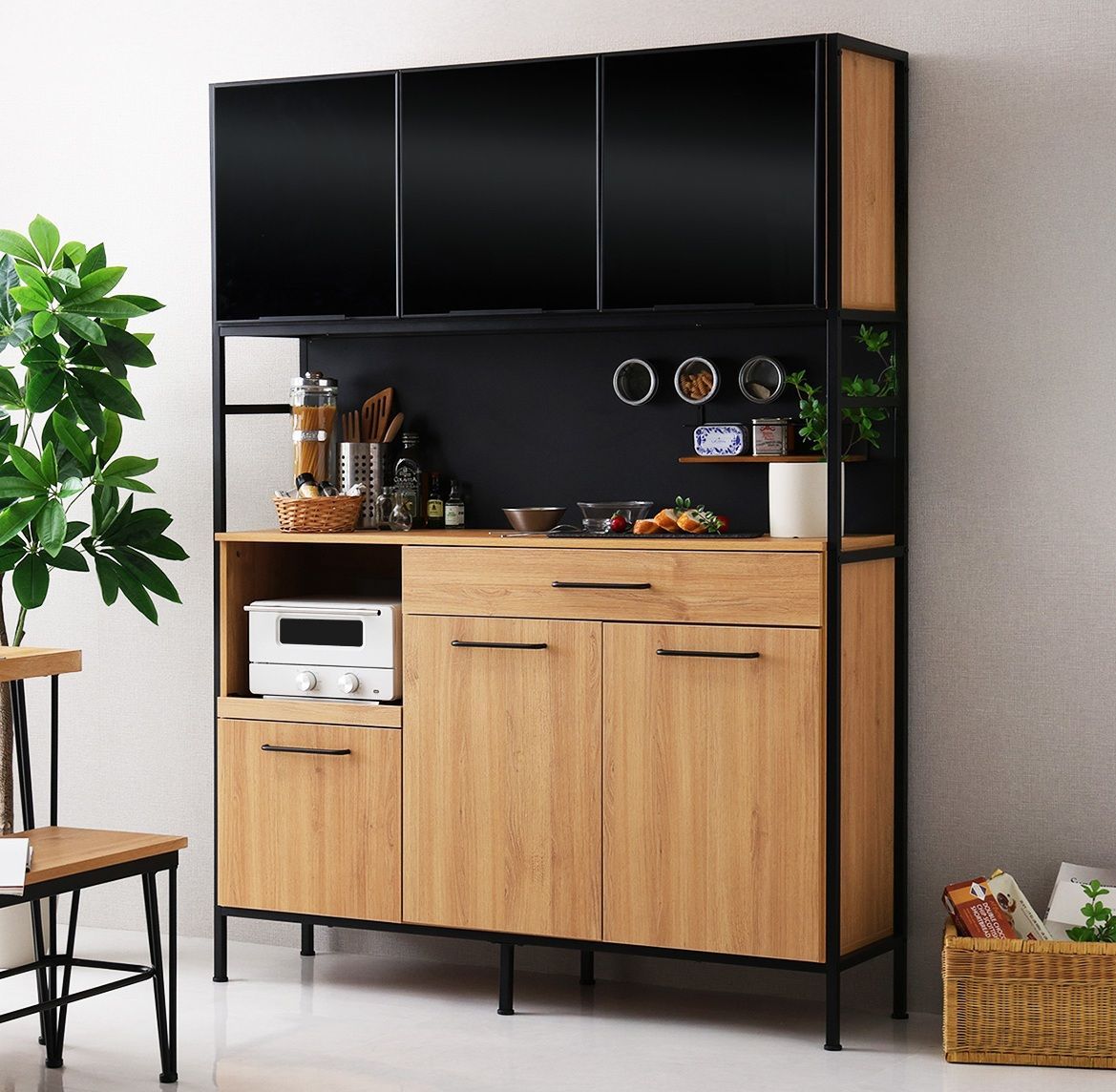 ワイド マグネット 大容量 キッチンボード ブラックガラス 幅136.4 cm 食器棚 キッチン収納 レンジ台 レンジボード