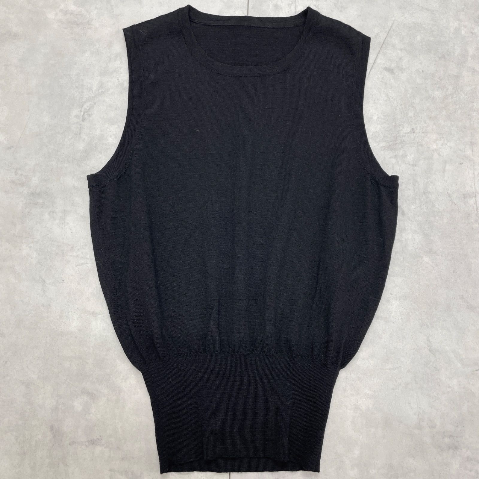 ALAIA アライア ニットトップス ノースリーブ クルーネック ベスト ウール ブラック イタリア製 レディース 38