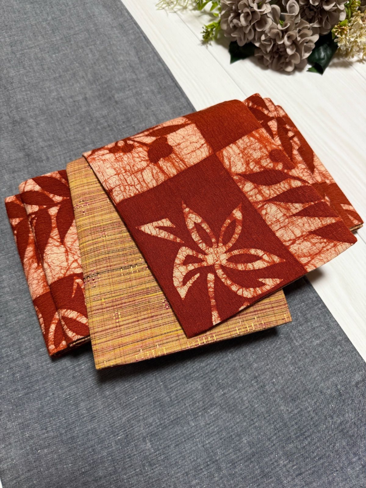 最後の一点 271号 半幅帯 ろうけつ染め 花織風紬 正絹 リバーシブル ︎同じ生地は2度と入荷しません 1点〜6点までの 商品 ︎