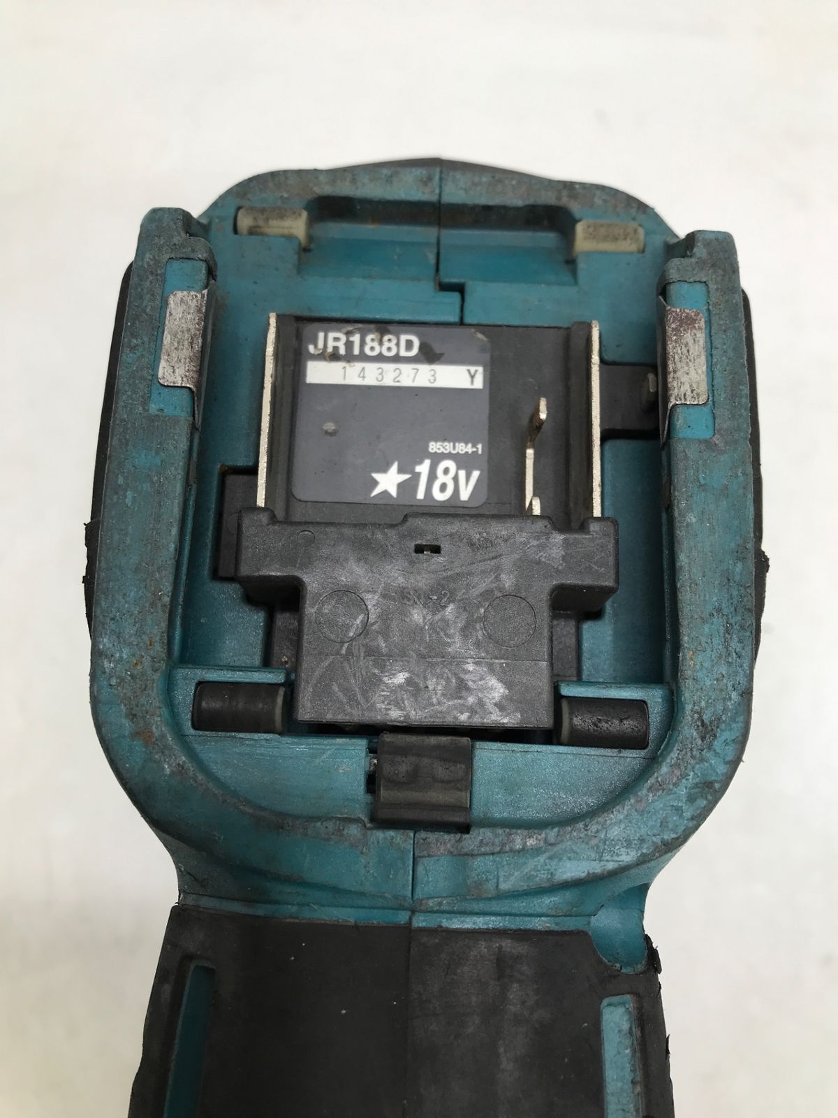 V充電式レシプロソー JR