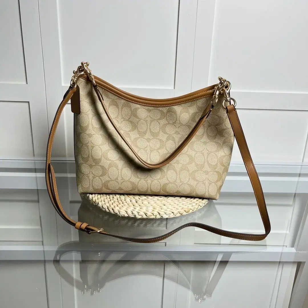 ショルダーバッグ クロスバッグ