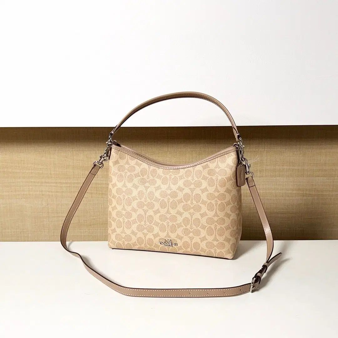 コーチCV 975 ショルダーバッグ クロスボディバッグ 3 COLOR