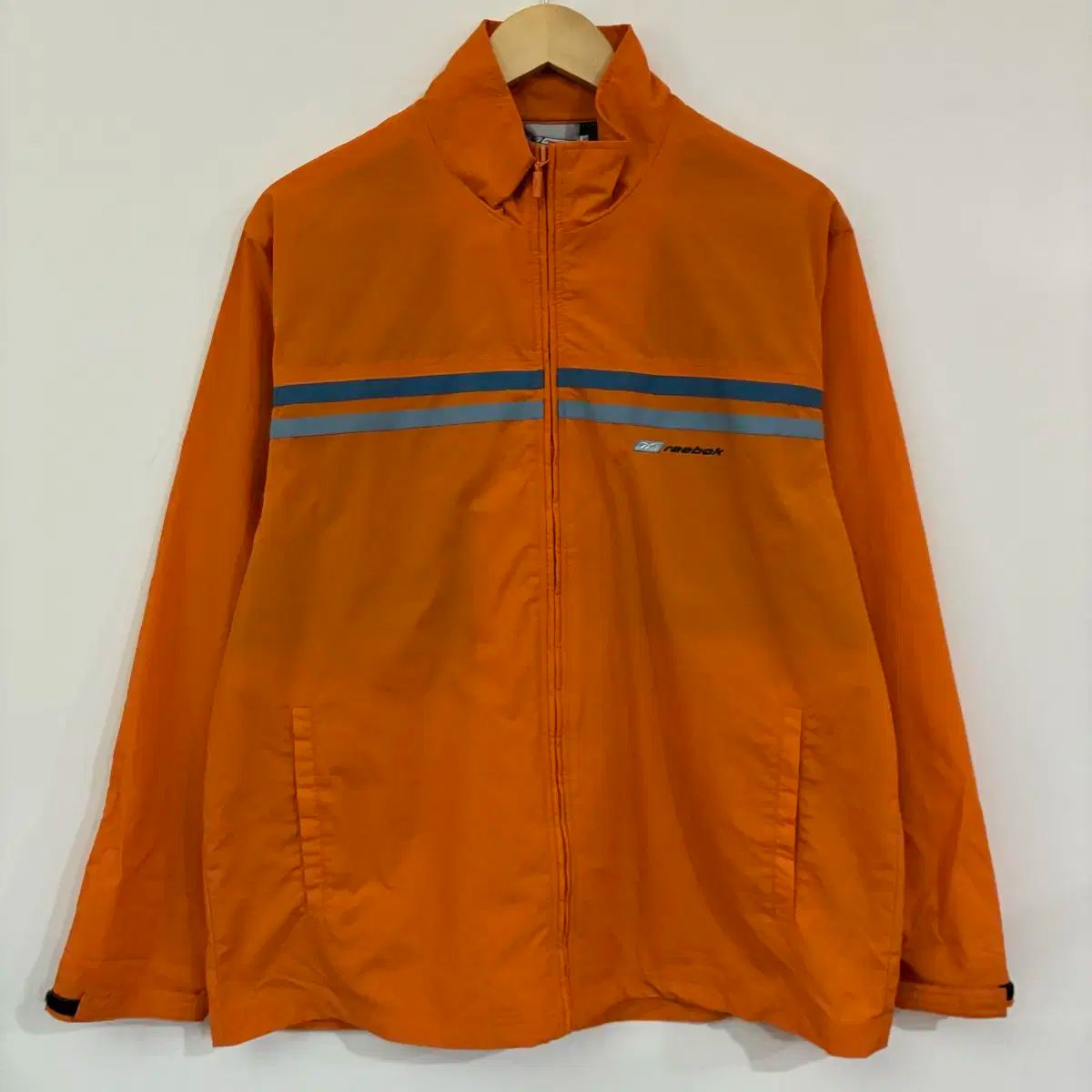 1506 リーボック ウィンドブレーカー