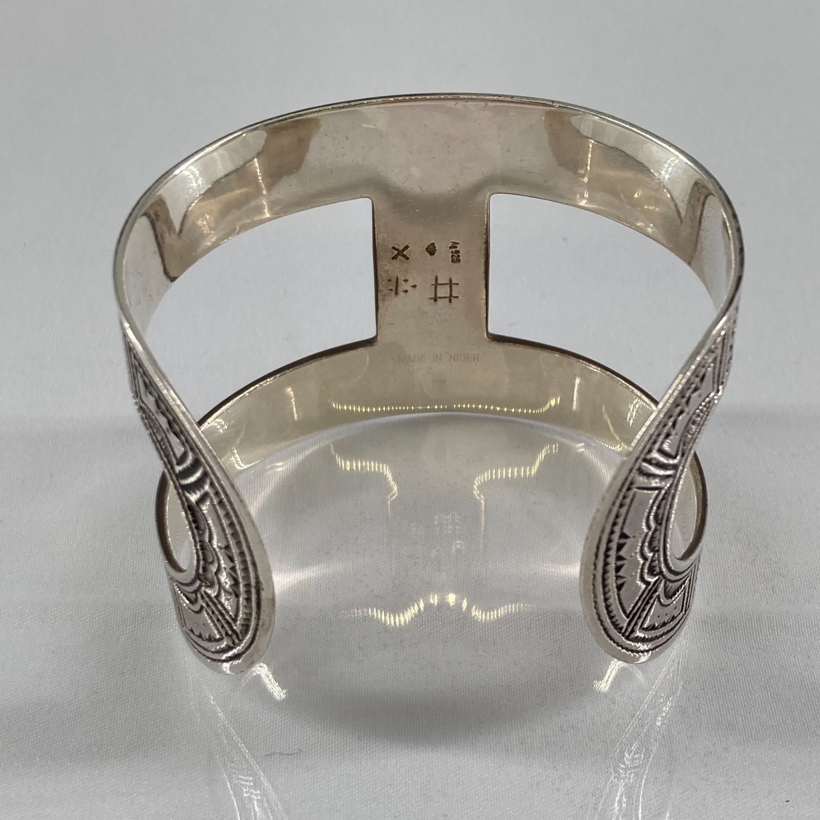 HERMES(エルメス) トゥアレグ バングルPM SV 58.8g シルバー - メルカリ