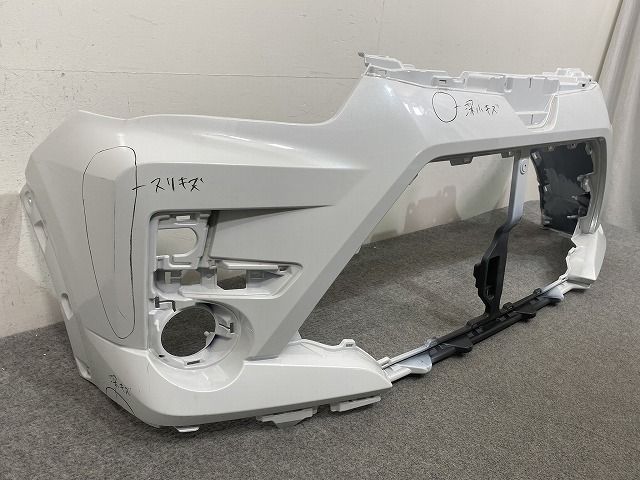 ライズ ロッキー 純正大型リヤスポイラー シャイニングホワイトパール