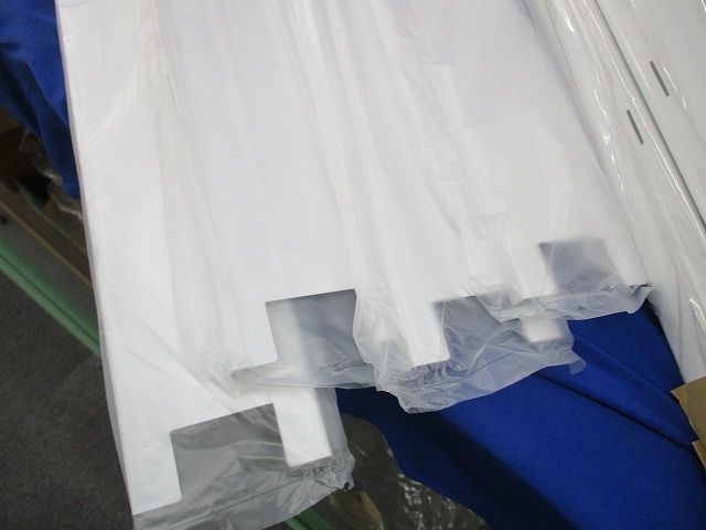 直管形冷凍倉庫用器具(ランプ別売)(4組入)(新品未開梱) LET-41561-LS9+T-4182L 直管形冷凍倉庫用器具(ランプ別売)(4組入)(新品未開梱) LET-41561-LS9+