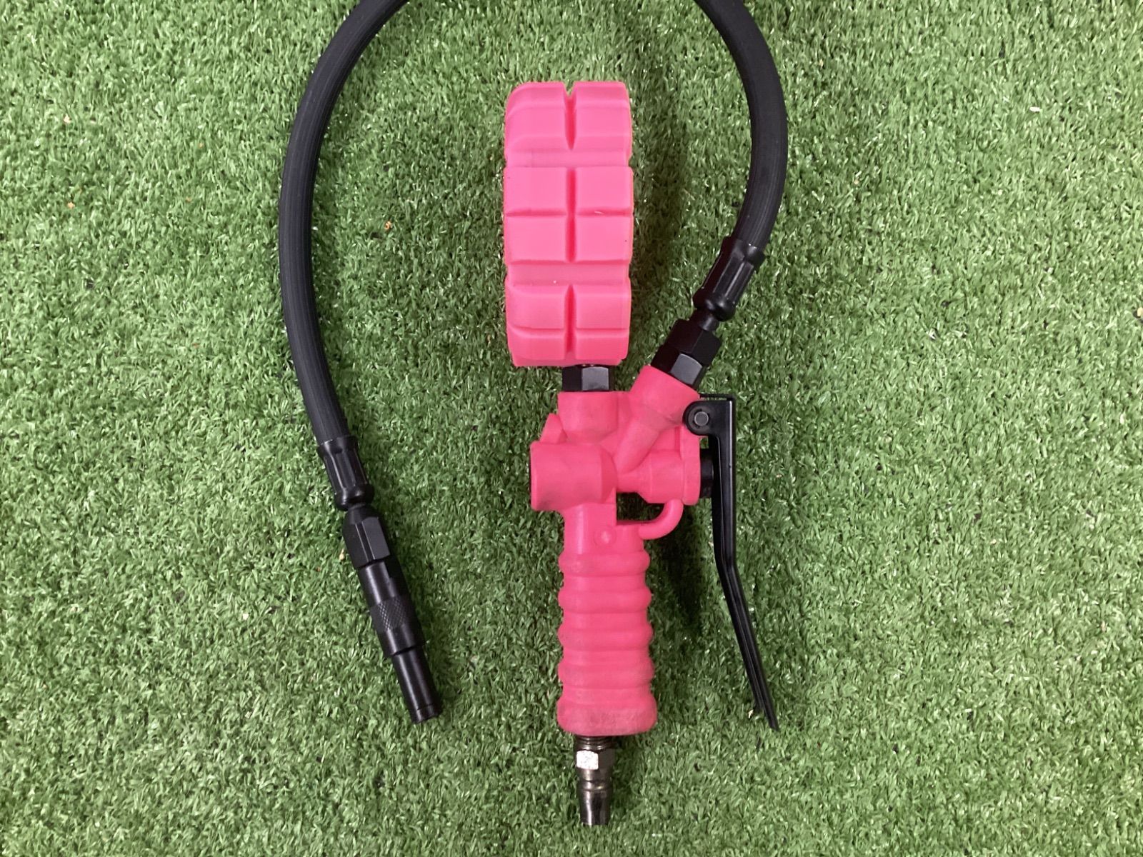 タイヤゲージ ピンク