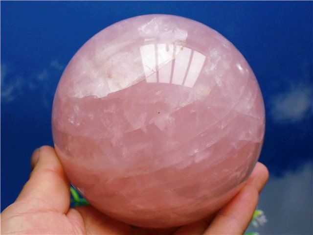 天然ローズクォーツ丸玉YT4E1