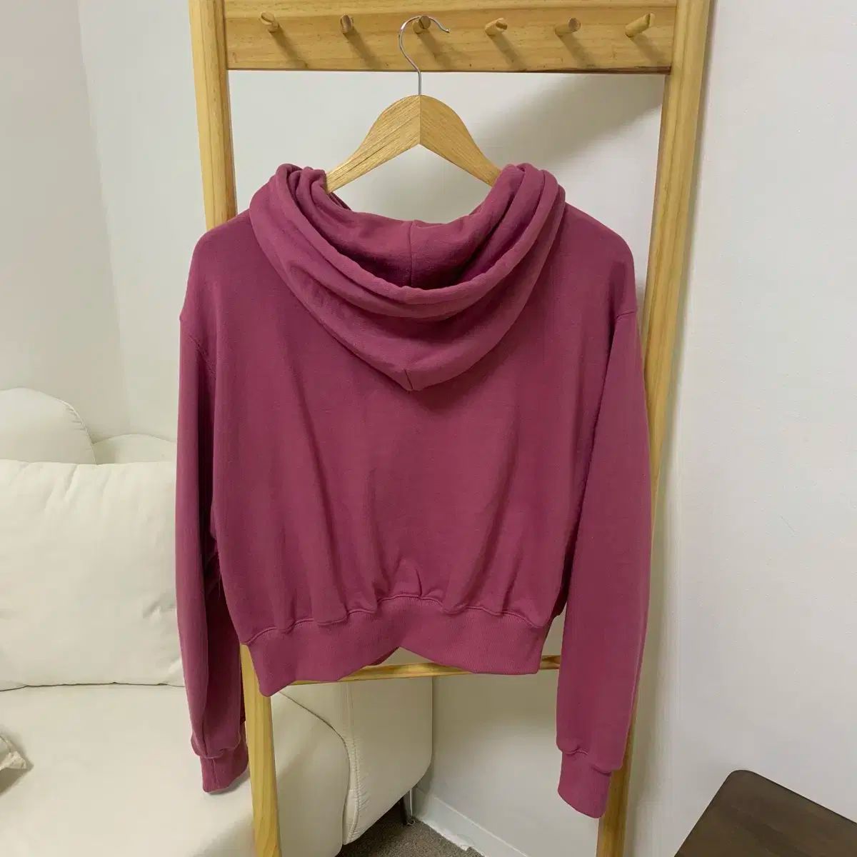 シヌーン ローズフリル フードジップアップ