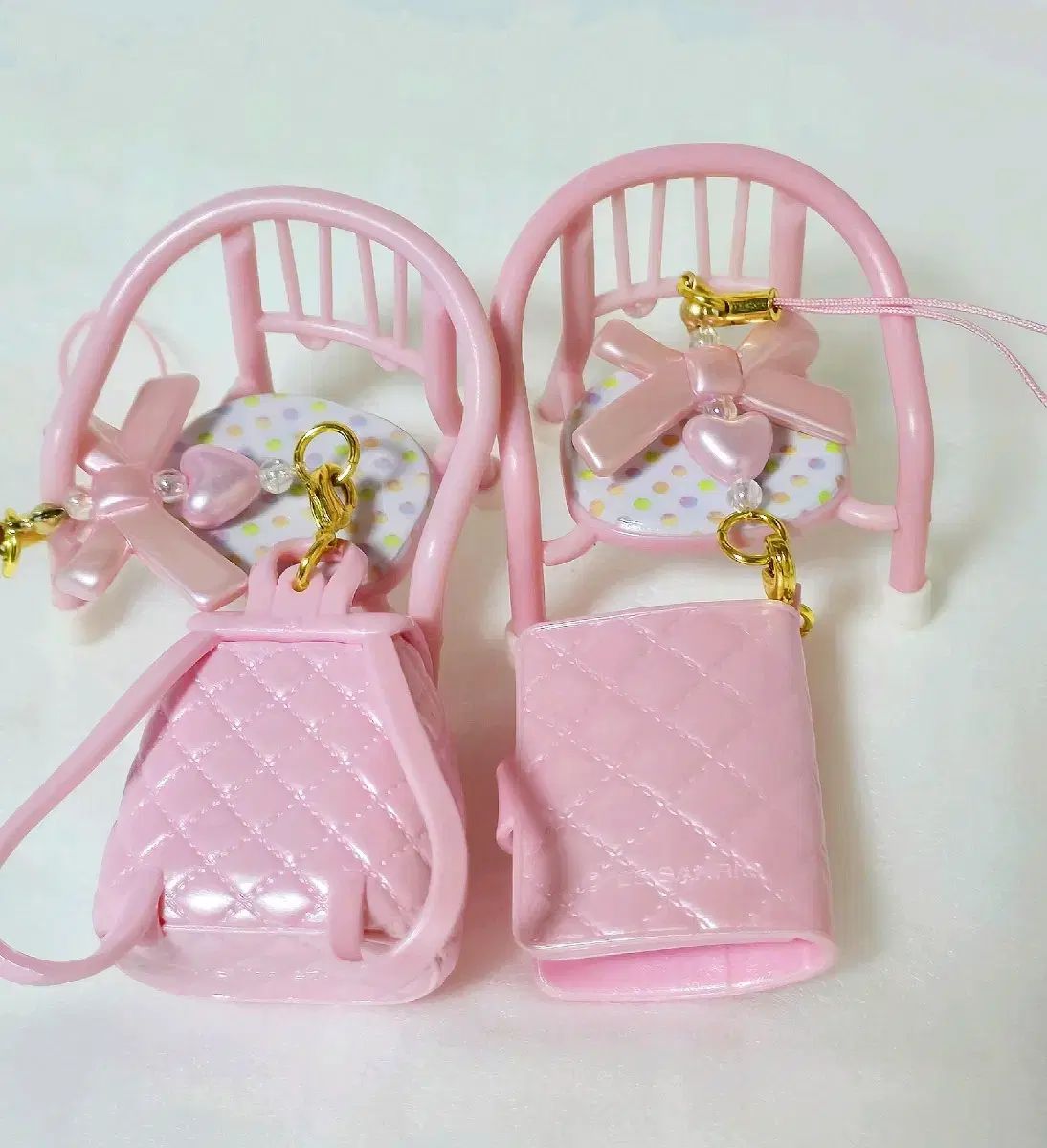 ハローキティ キルティング ストラップ ガチャ キーホルダー バックパック バインダー まとめ