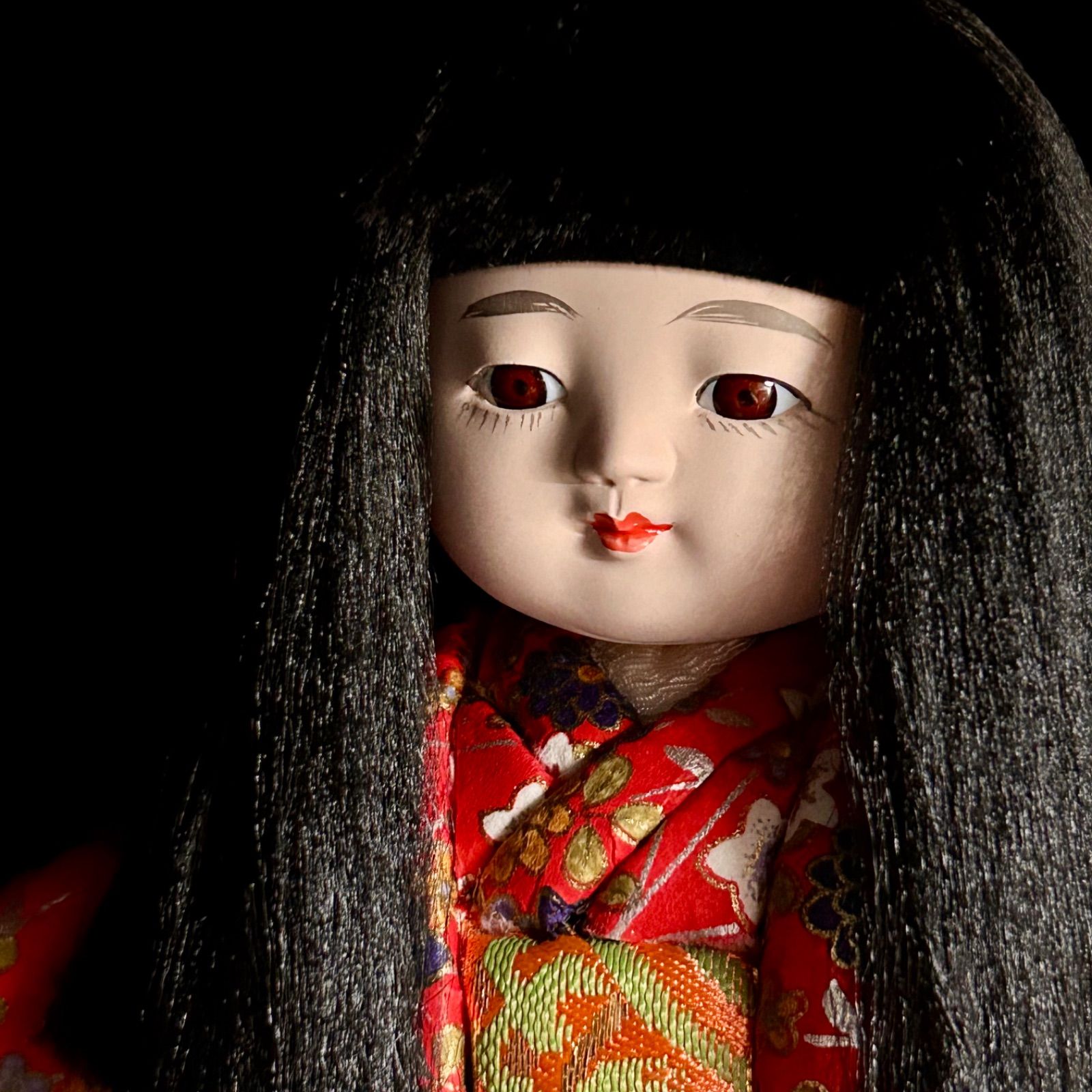 専用　開運呪物　幸福招く西洋の美しい人形　購入者が説明読み購入金額決めて下さい ✨️特級呪物 座敷わらし様の御魂分け 曰く付き人形☆チョウピラコ様