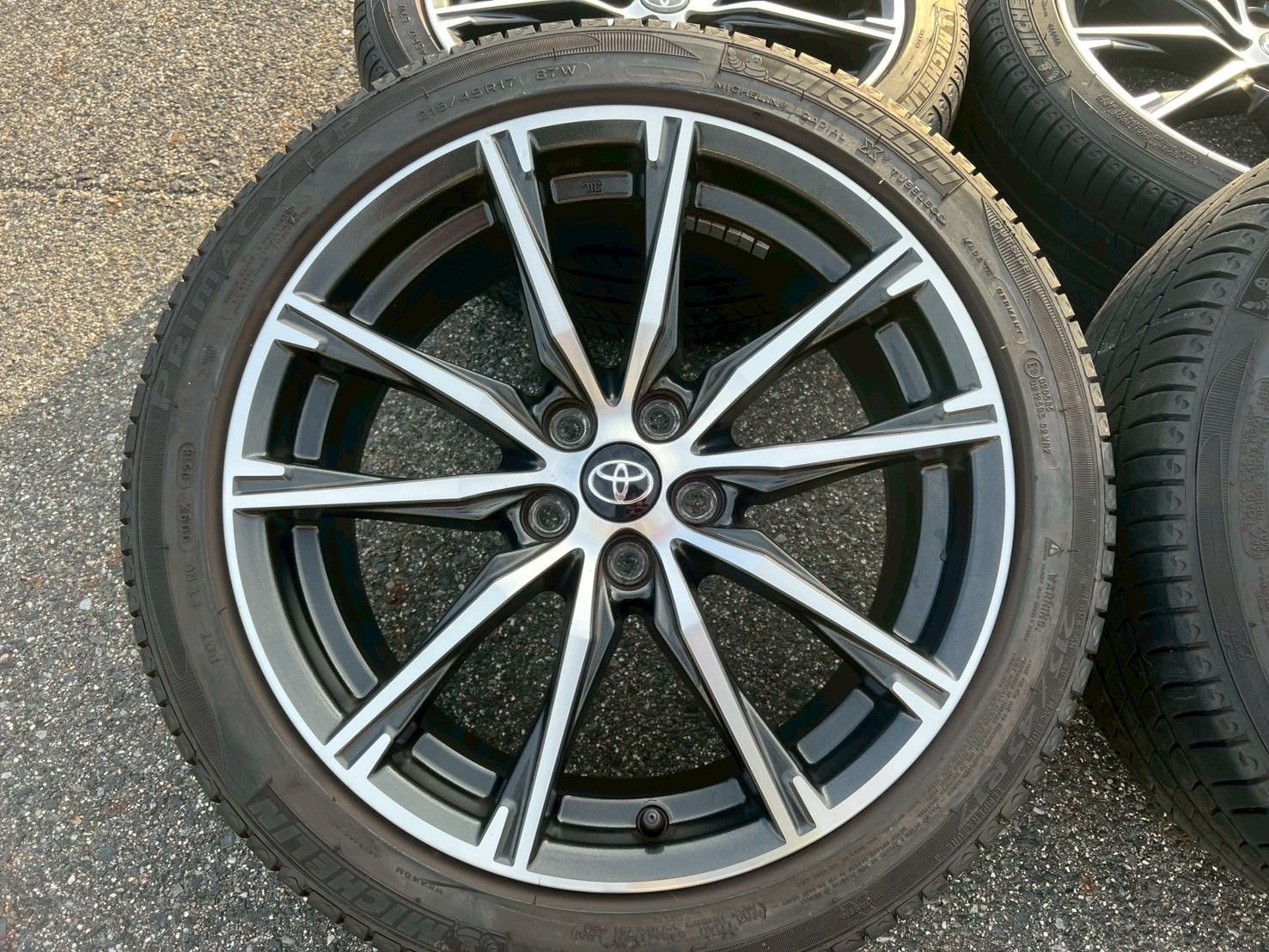 2511 54 4 TOYOTA トヨタ ZN 6 86 ハチロク ミシュラン PRIMACY 215 45 R 17 後期 17インチ 7 J 48 PCD 100 5 H 5穴 ホイール タイヤ付 4本