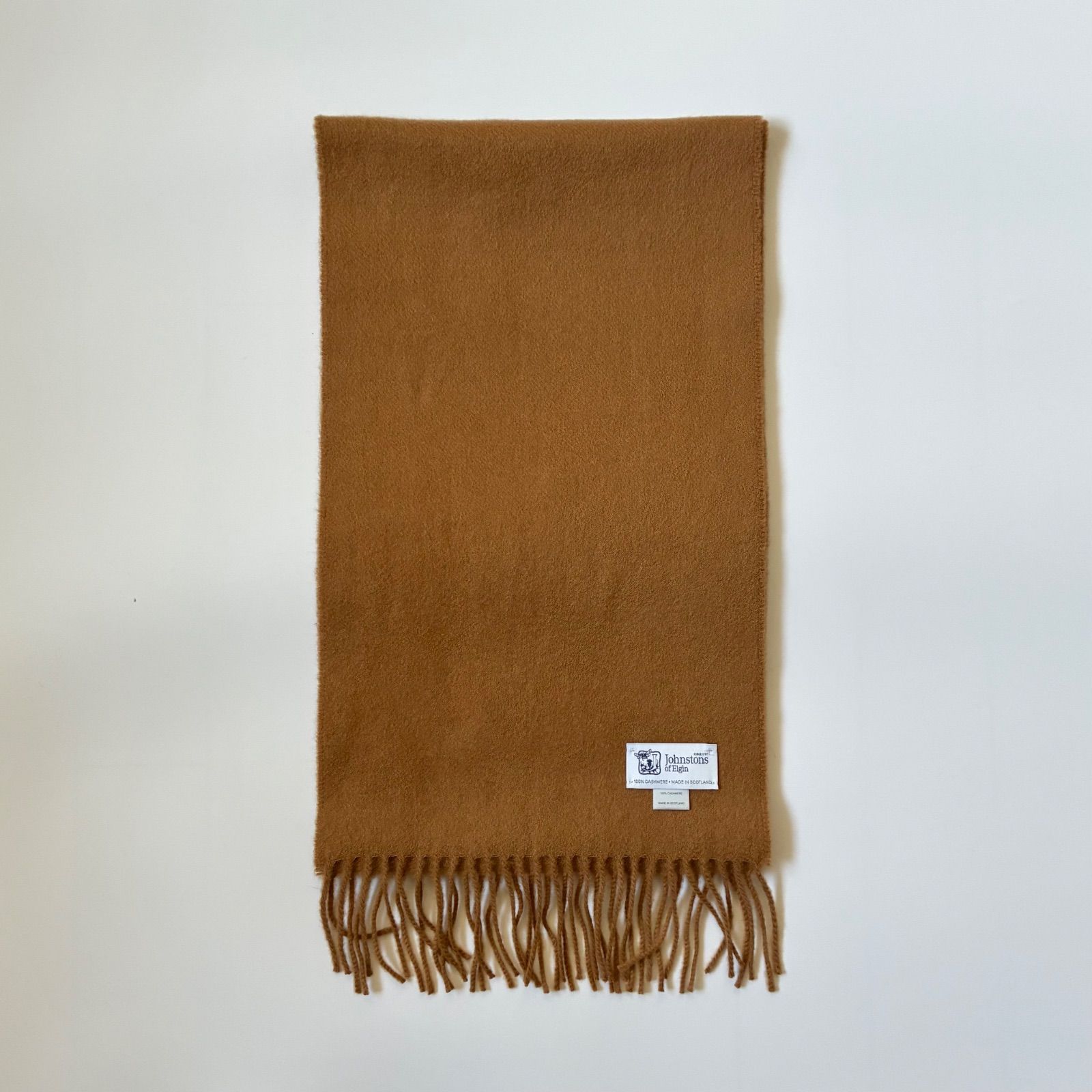 良品】 Johnstons of Elgin / カシミヤ100% ソリッド マフラー - メルカリ