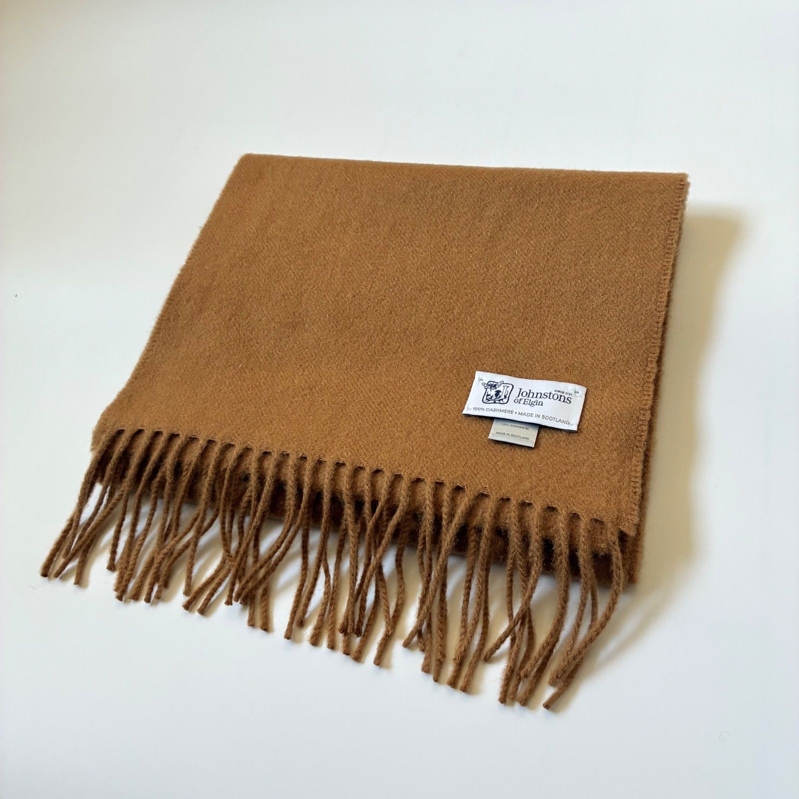 良品】 Johnstons of Elgin / カシミヤ100% ソリッド マフラー - メルカリ