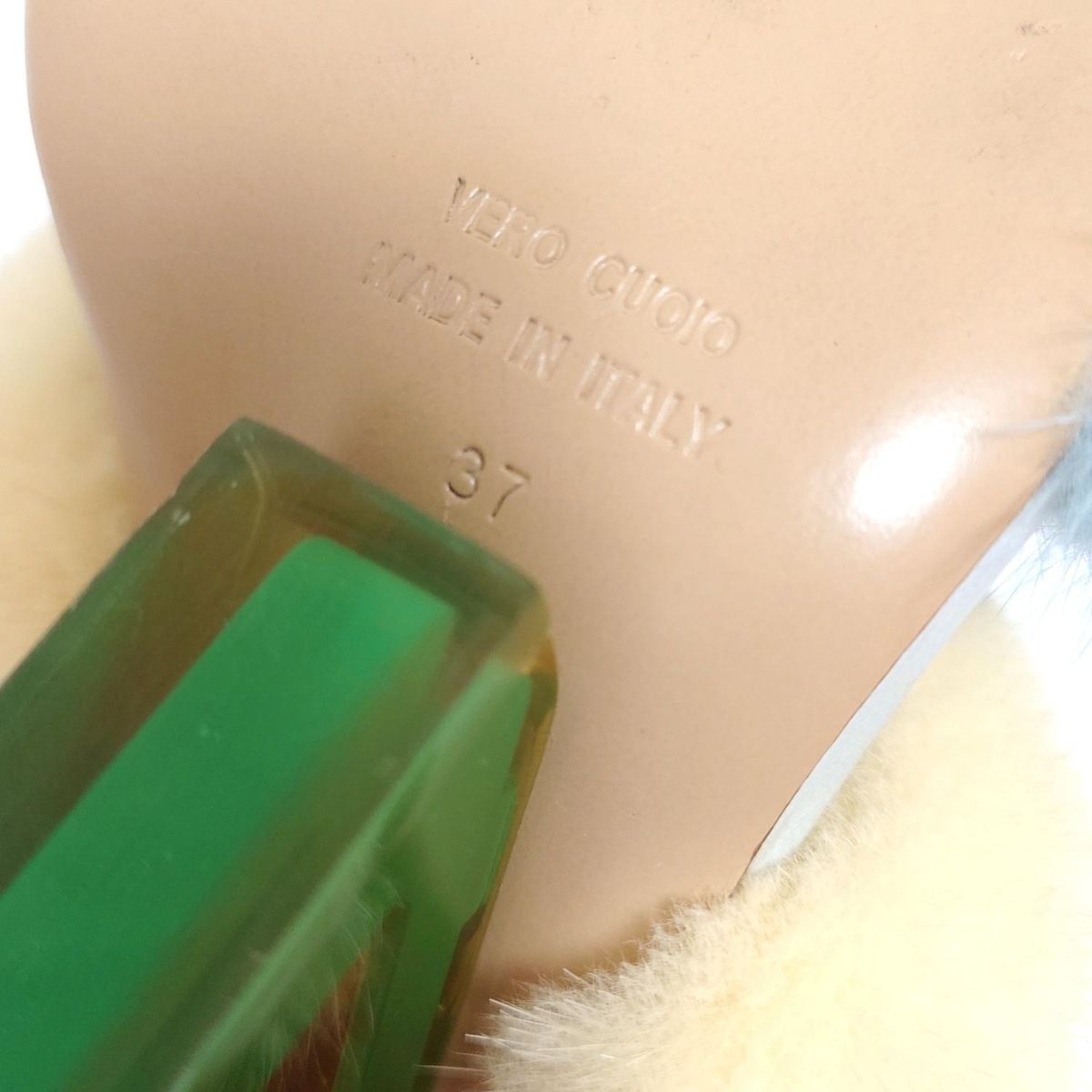 ライトブルー×レッド×マルチ レザー