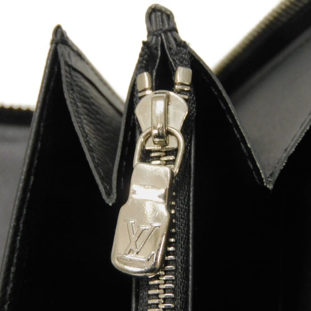 エンボス ブラック