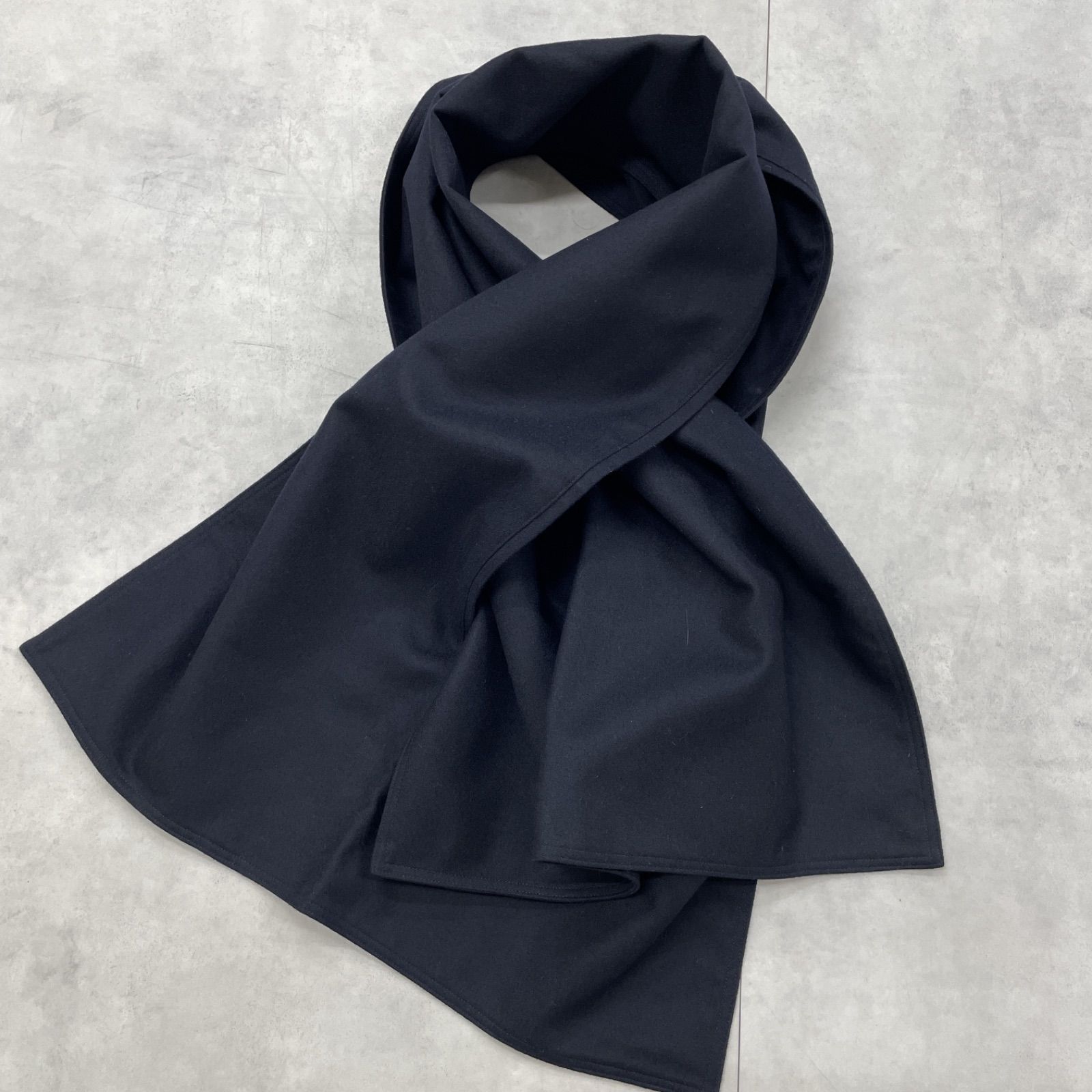 OUAT オーユーエーティー メルトンウール マフラー ストール ネイビー