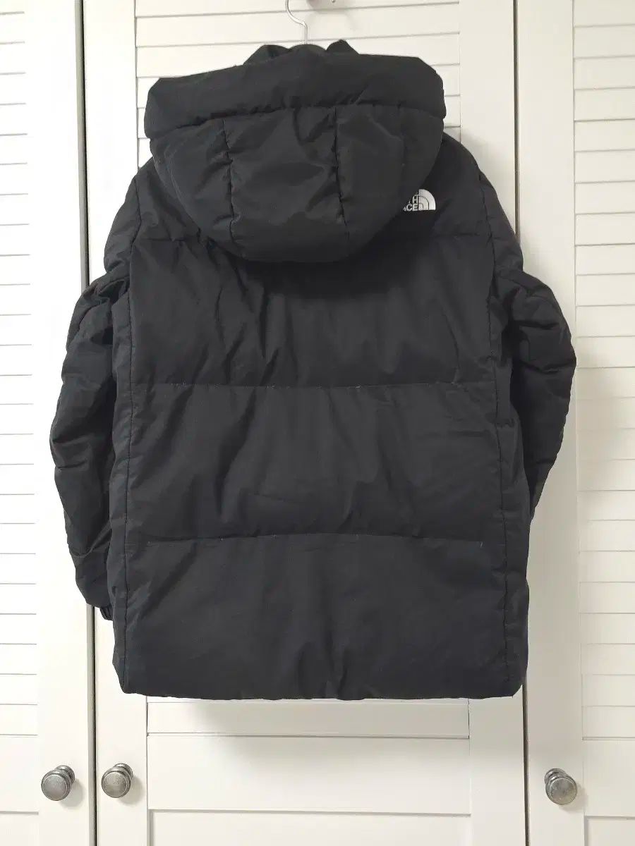 ザノースフェイス ブラック ダウン 140