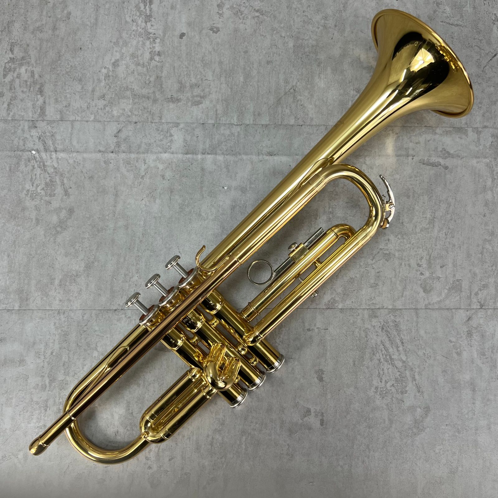 ヤマハ B♭トランペット YTR 1335 マウスピース 11 C 4 ハードケース trumpet イエローブラス MLボア 管楽器 YAMAHA