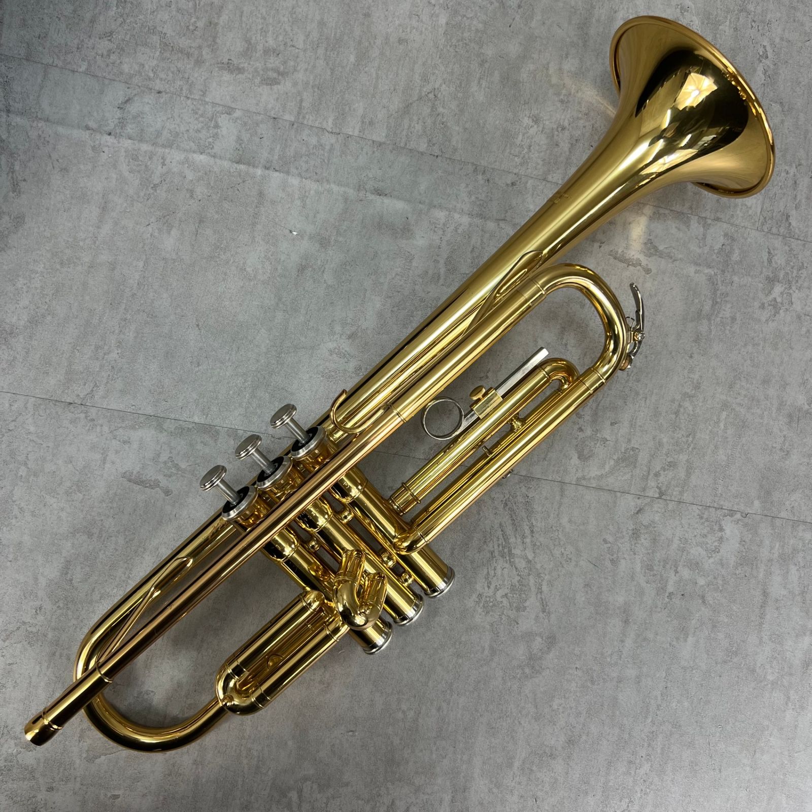 ヤマハ B♭トランペット YTR 1335 マウスピース 11 B 4 ハードケース trumpet イエローブラス MLボア 管楽器 YAMAHA