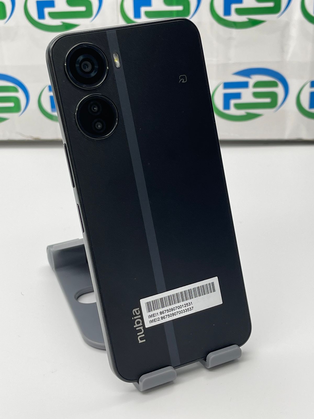 ZTE nubia Ivy 128G SIMフリー ブラック 送料無料 あす楽 最新OSに対応