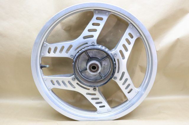 ホンダ VT 250 F MC 08 リアホイール 18 2 15 H 378 79