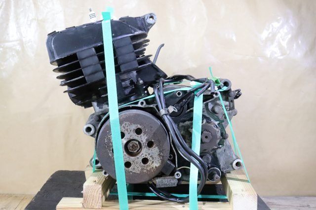ホンダ TLM 200 R MD 15 エンジン本体 部品取り等に H 379 34