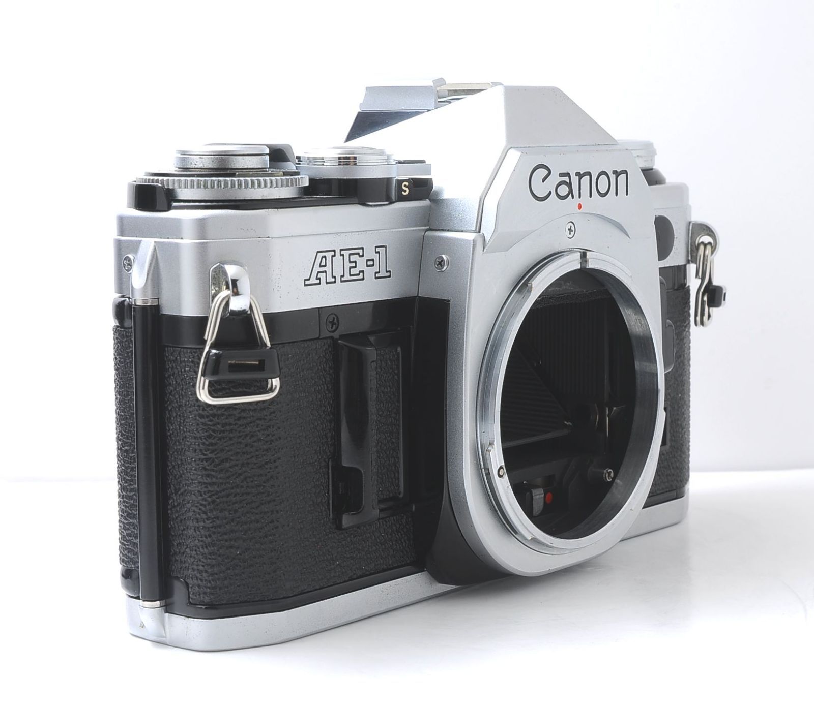 Canon AE-1 シルバー + FD 50mm F1.4 セット／動作良好・露出計作動