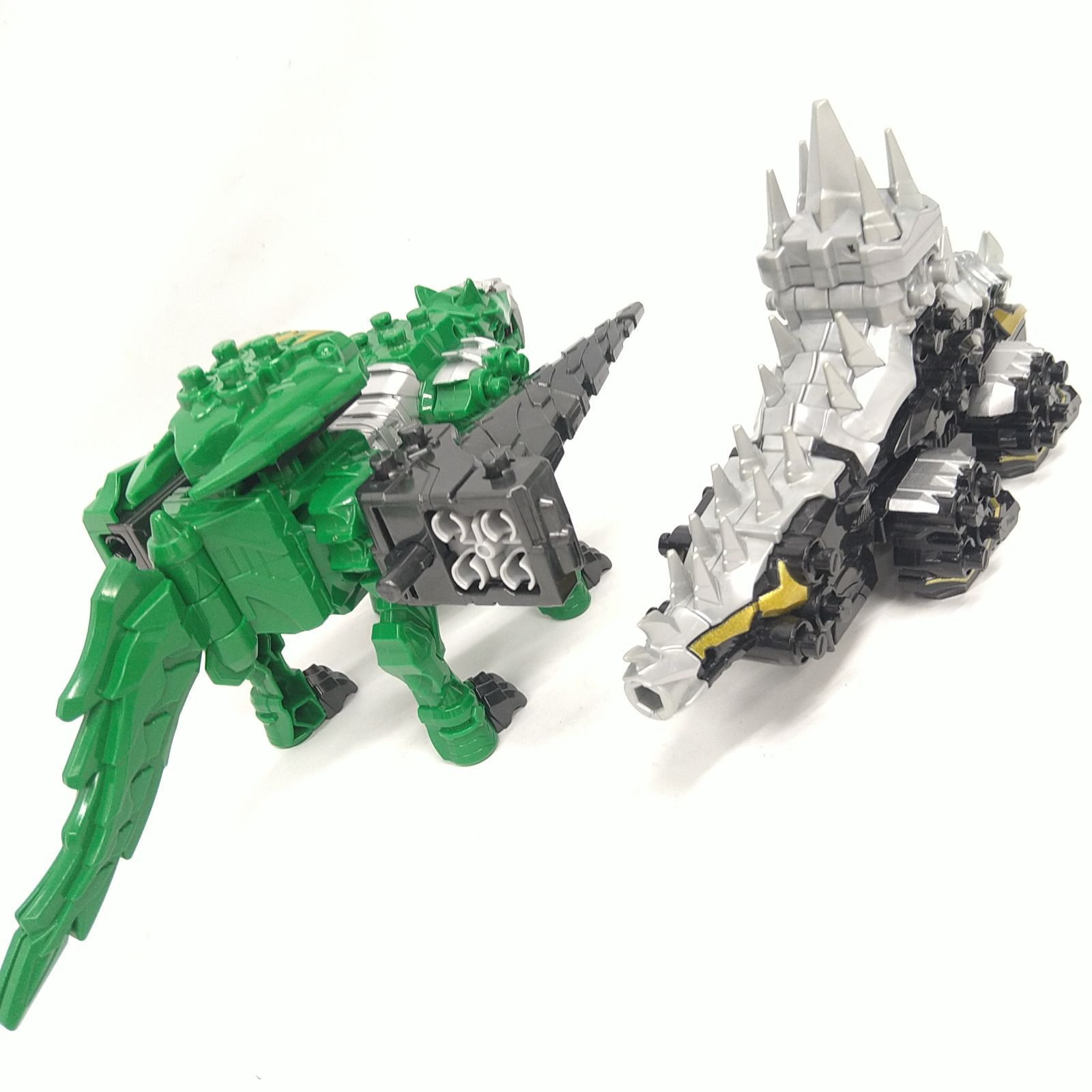 中古／美品】騎士竜戦隊リュウソウジャー 騎士竜シリーズ 竜装合体 DX 