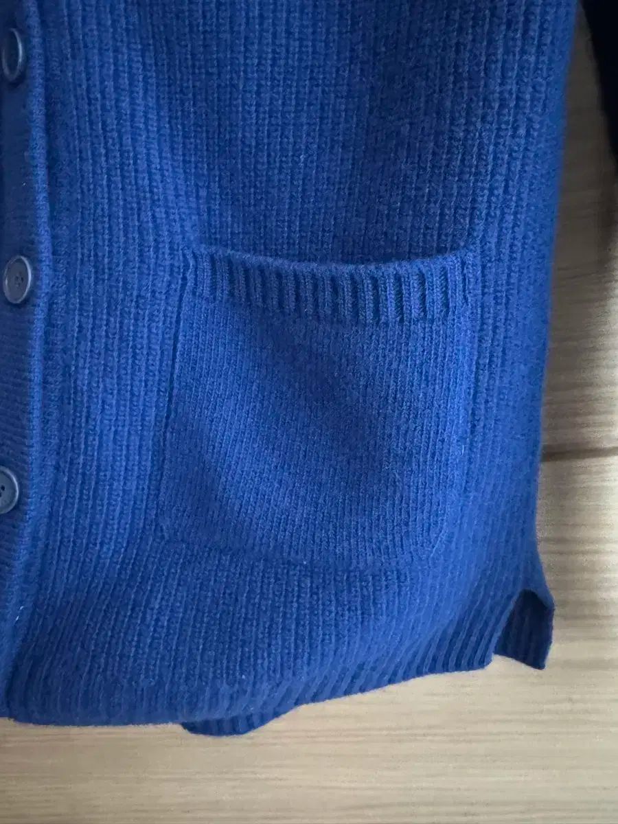 ウールカーディガン