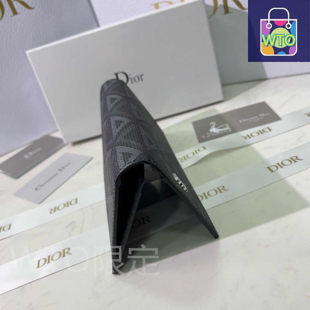 今日 Dior ディオール ショートウォレット 精巧な手工芸で男女兼用 なデザイン
