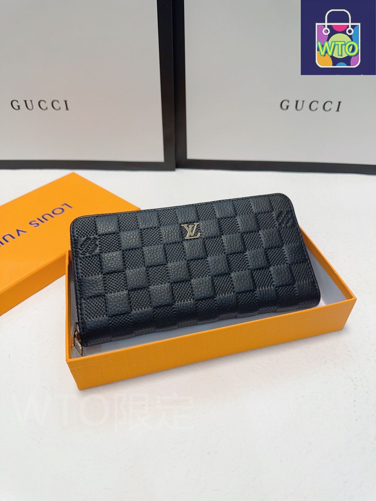 今日 Louis Vuitton ルイヴィトン メンズハンドバッグ レザーを使用した 大容量デザイン