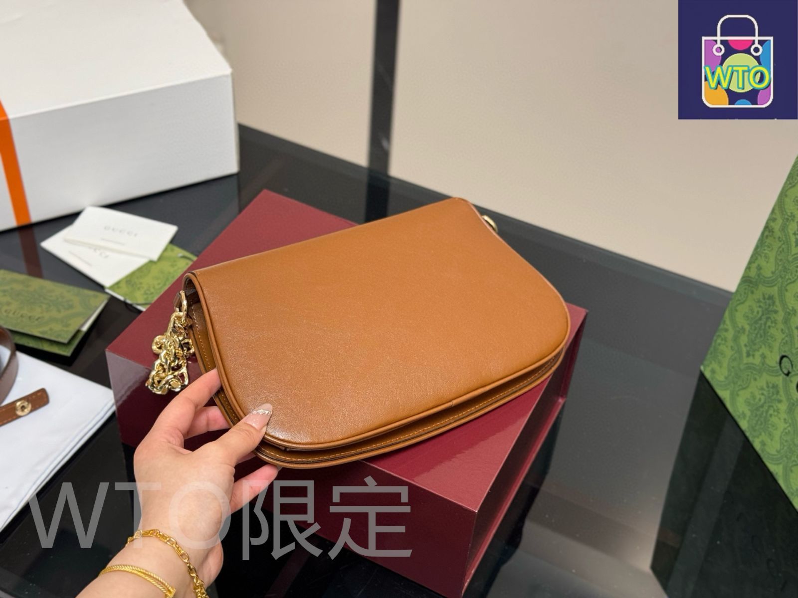  今日 Gucci グッチ ブロンディ ショルダーバッグシリーズ 魅力的な リングで斜め掛け な モデル ハンドバッグ バッグ