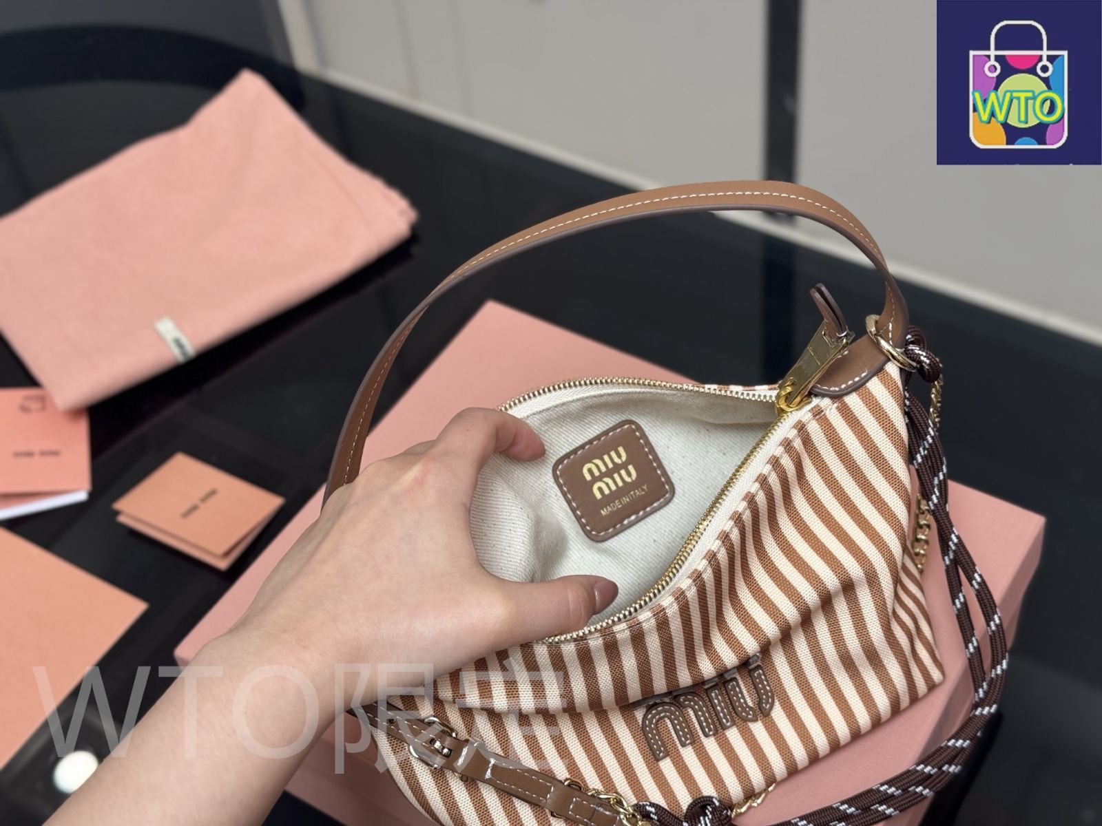 今日特価】Miu Miu ミュウミュウ キャンバス ランチボックスバッグ