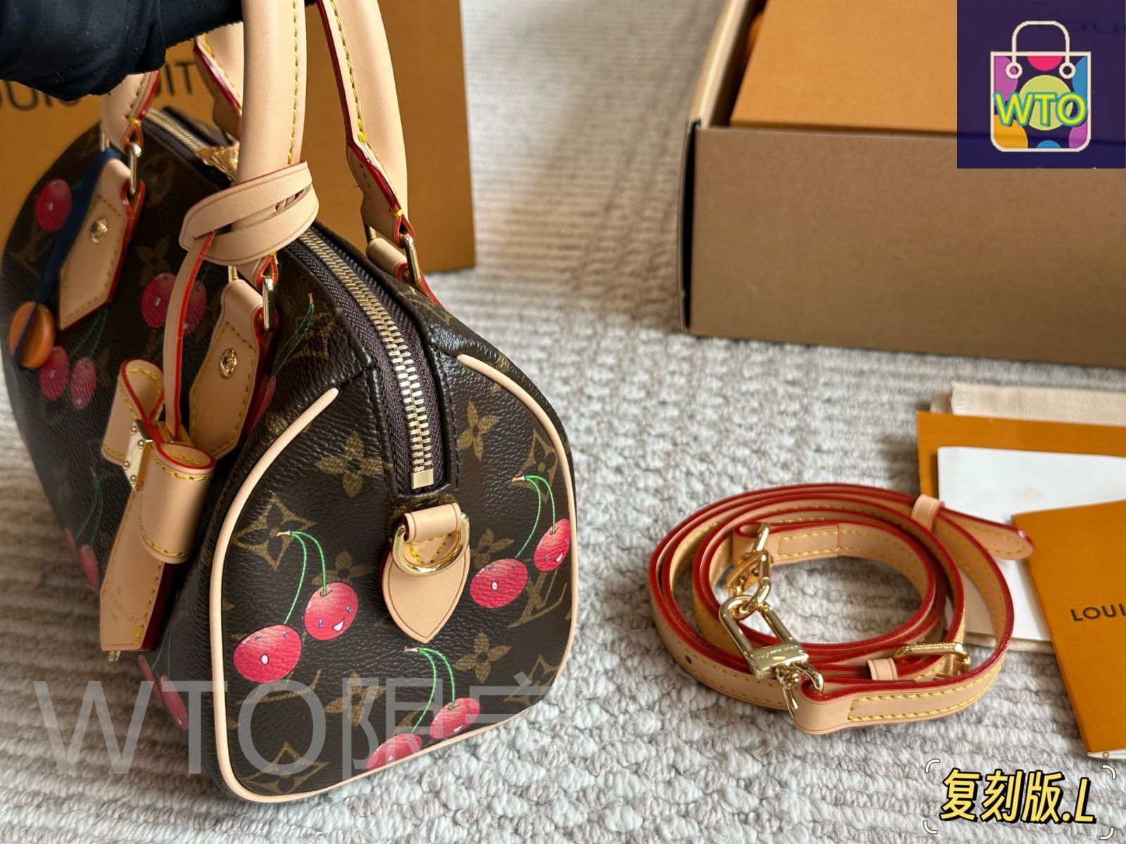  今日 LV ルイ ヴィトン スピーディー 調整 な帆布刺繍ストラップ カジュアルで若々しい雰囲気 ハンドバッグ バッグ