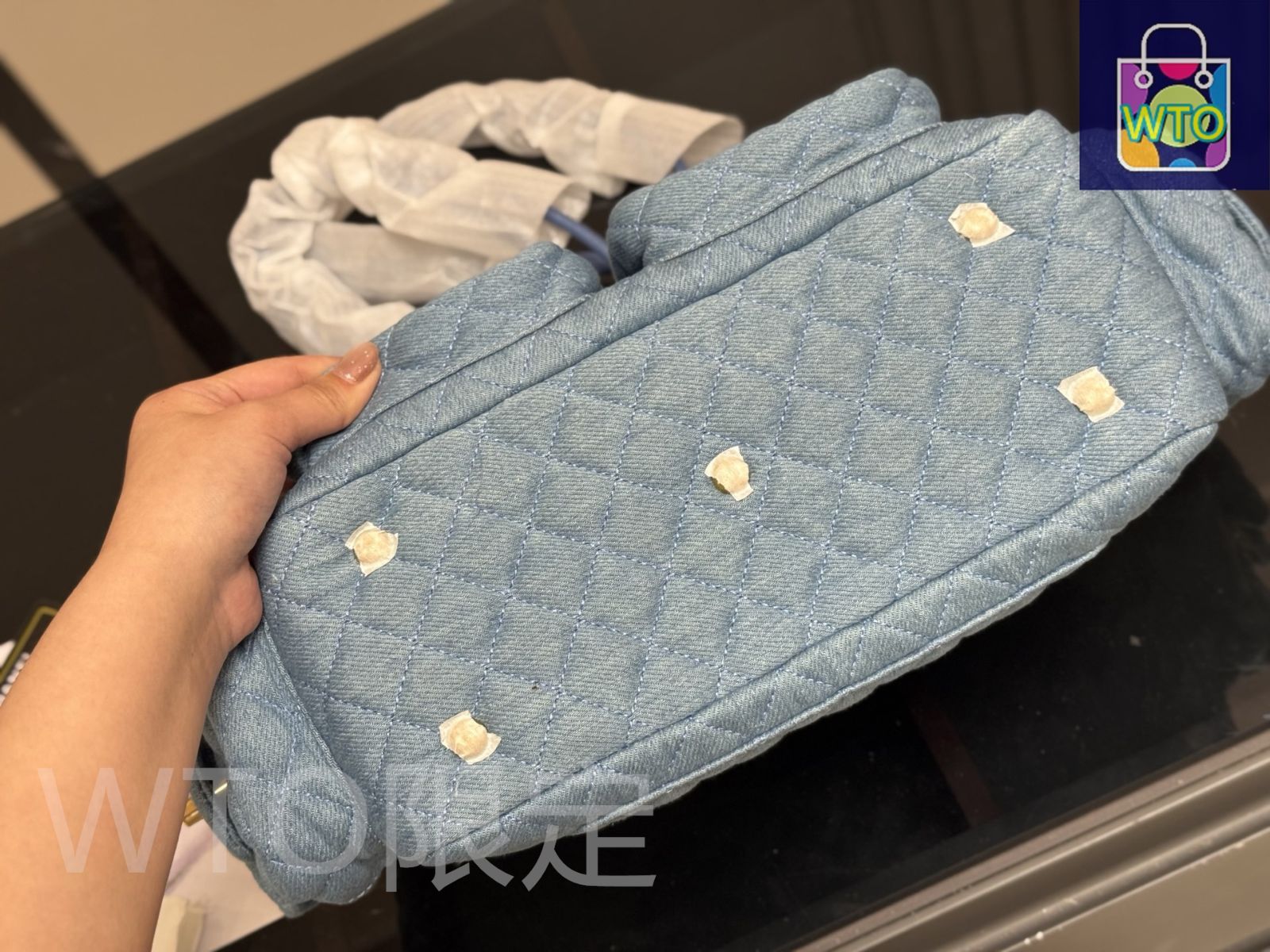  今日 Chanel シャネル デニムメールバッグ カジュアルで可愛らしいスタイルを両立 ハンドバッグ バッグ