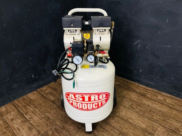 アストロプロダクツ AP 縦型サイレントエアーコンプレッサー 38 L 手渡し 514979