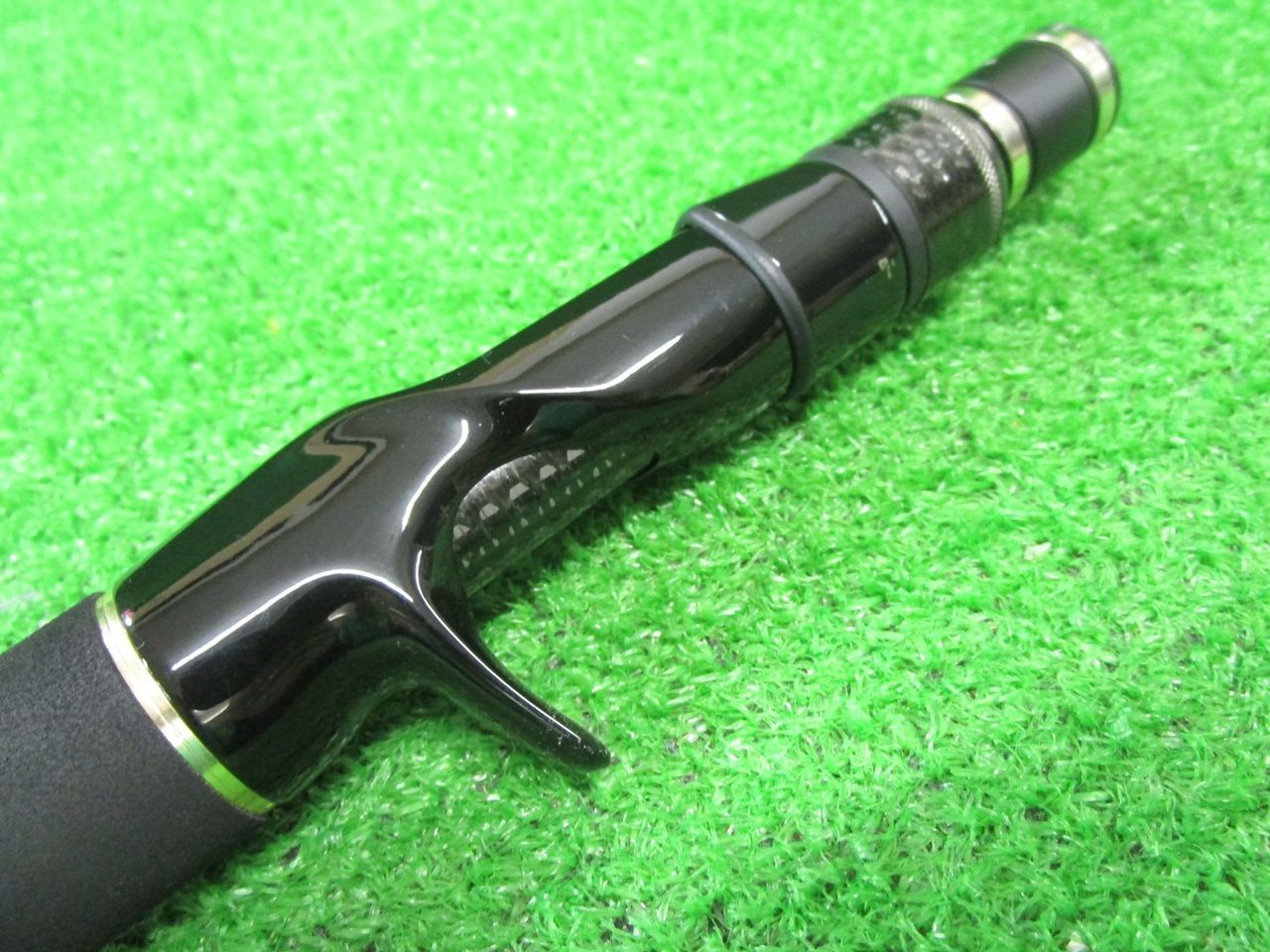 ECH茨 エバーグリーン