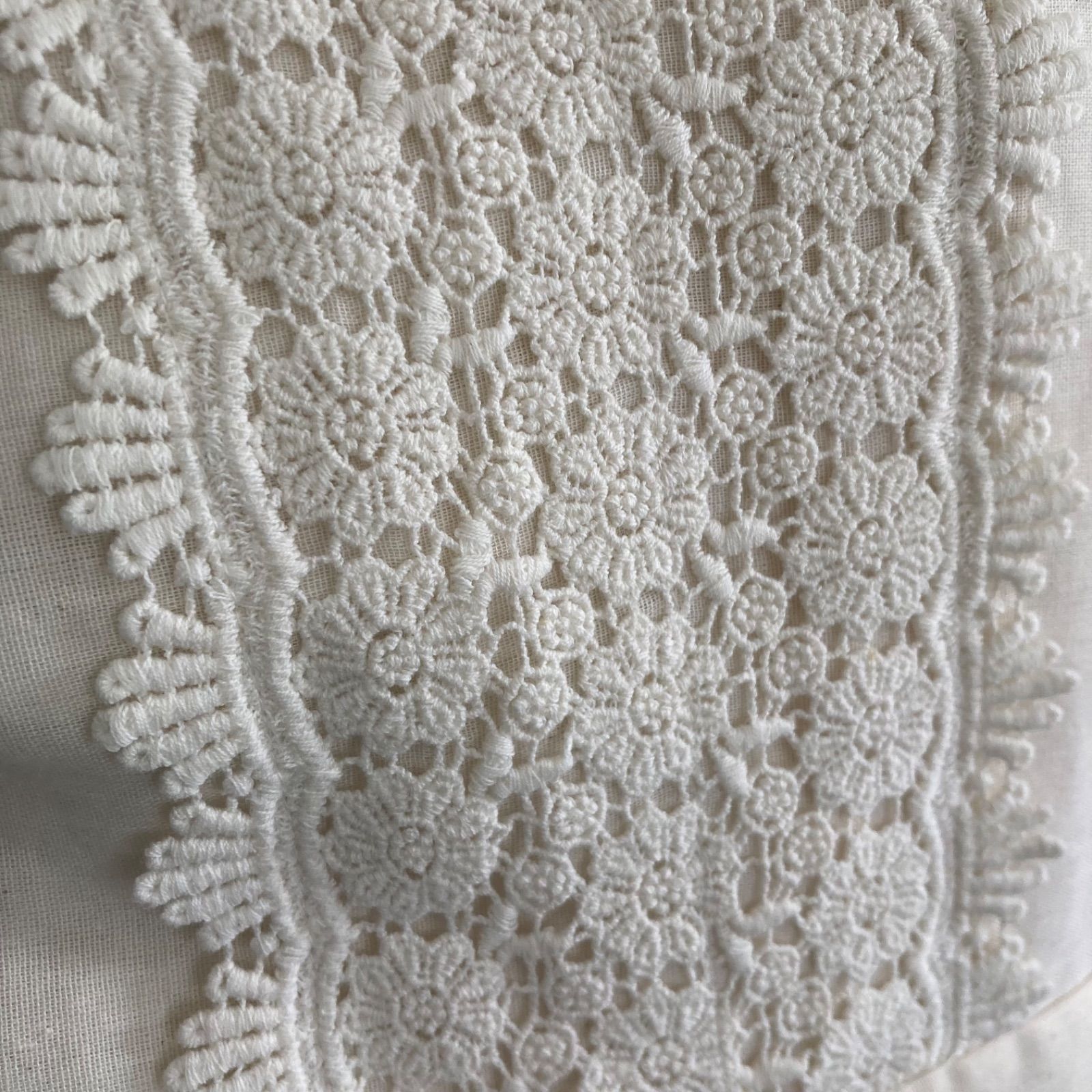 Ｗガーゼ▷サイドリボンのエプロンワンピース 生成