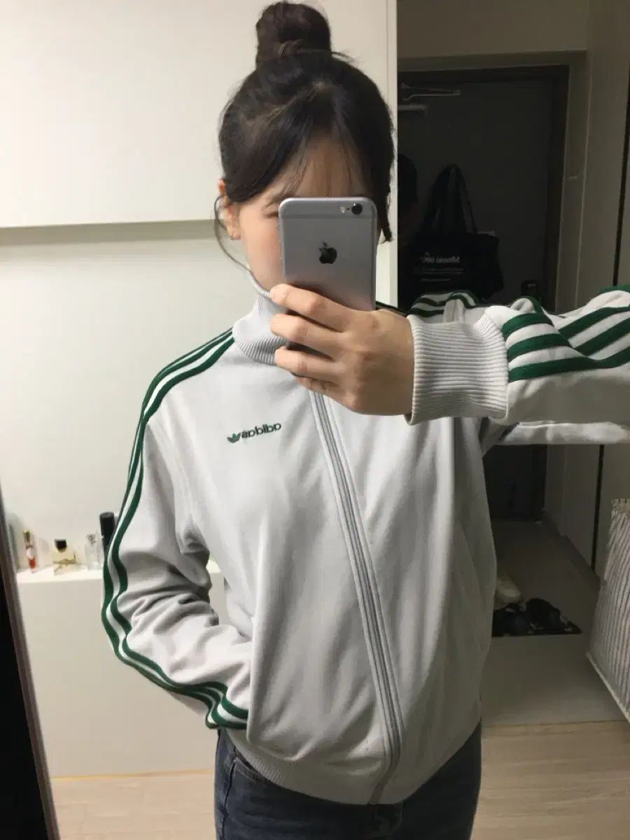 アディダス 북극곰 ジャージ s サイズ