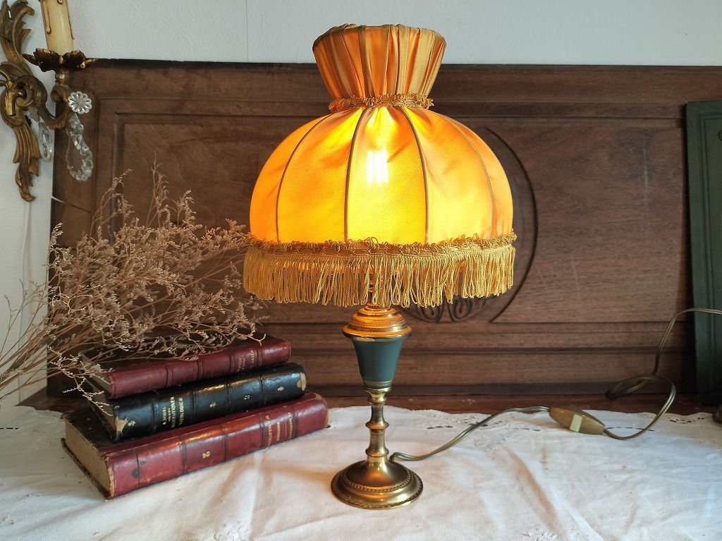 フランス アンティーク 素敵な 装飾付き 卓上ランプ 布シェードシェード付き 照明 ライト