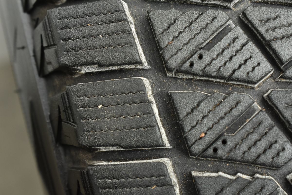  バリ溝 グランヴァード NR 15 in 6 J 35 PCD 139 7 ブリヂストン ブリザック DM V 2 195 80 R ハイエース レジアスエース キャラバン 15インチ タイヤ ホイールセット