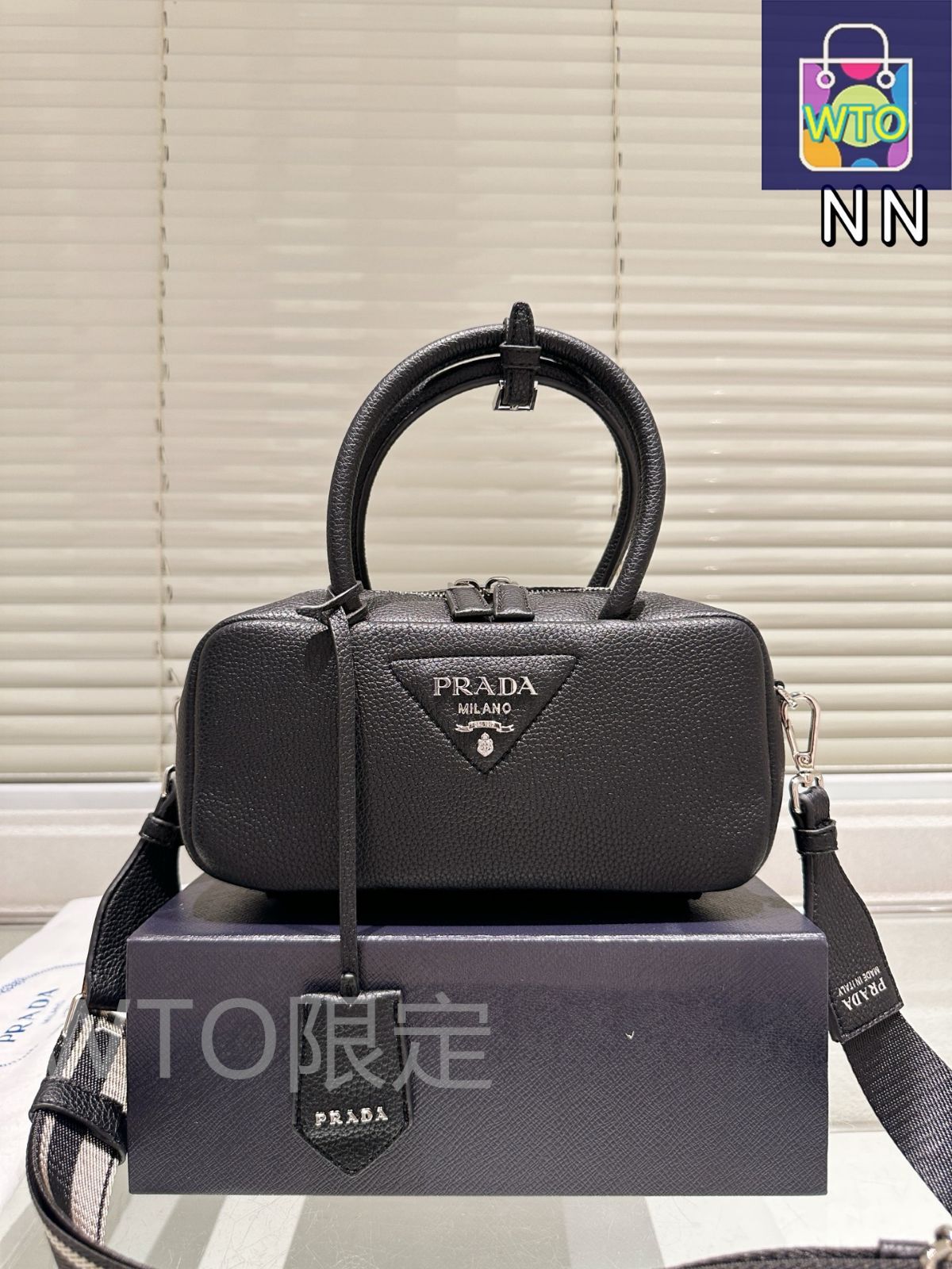 ◯PRADA プラダ ボーリングバッグ ハンドバッグ レザー 色 白 黒 ◯PRADA プラダ ボーリングバッグ ハンドバッグ レザー 色 白 黒 2025