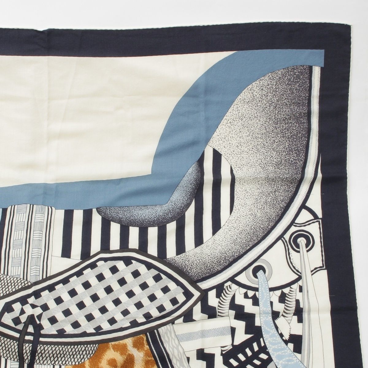 エルメス　カレジェアン 《空想の鞍～La Selle Imaginaire～》 エルメス カレジェアン La Selle Imaginaire 空想の鞍 カシミヤ シルク