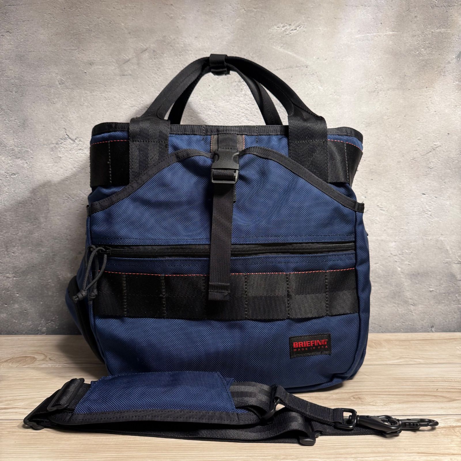 GYM WIRE ネイビー トートバッグ 大容量 2 WAY ショルダー付 ブリーフィング ナイロン ジム 旅行 通勤 ビジネス